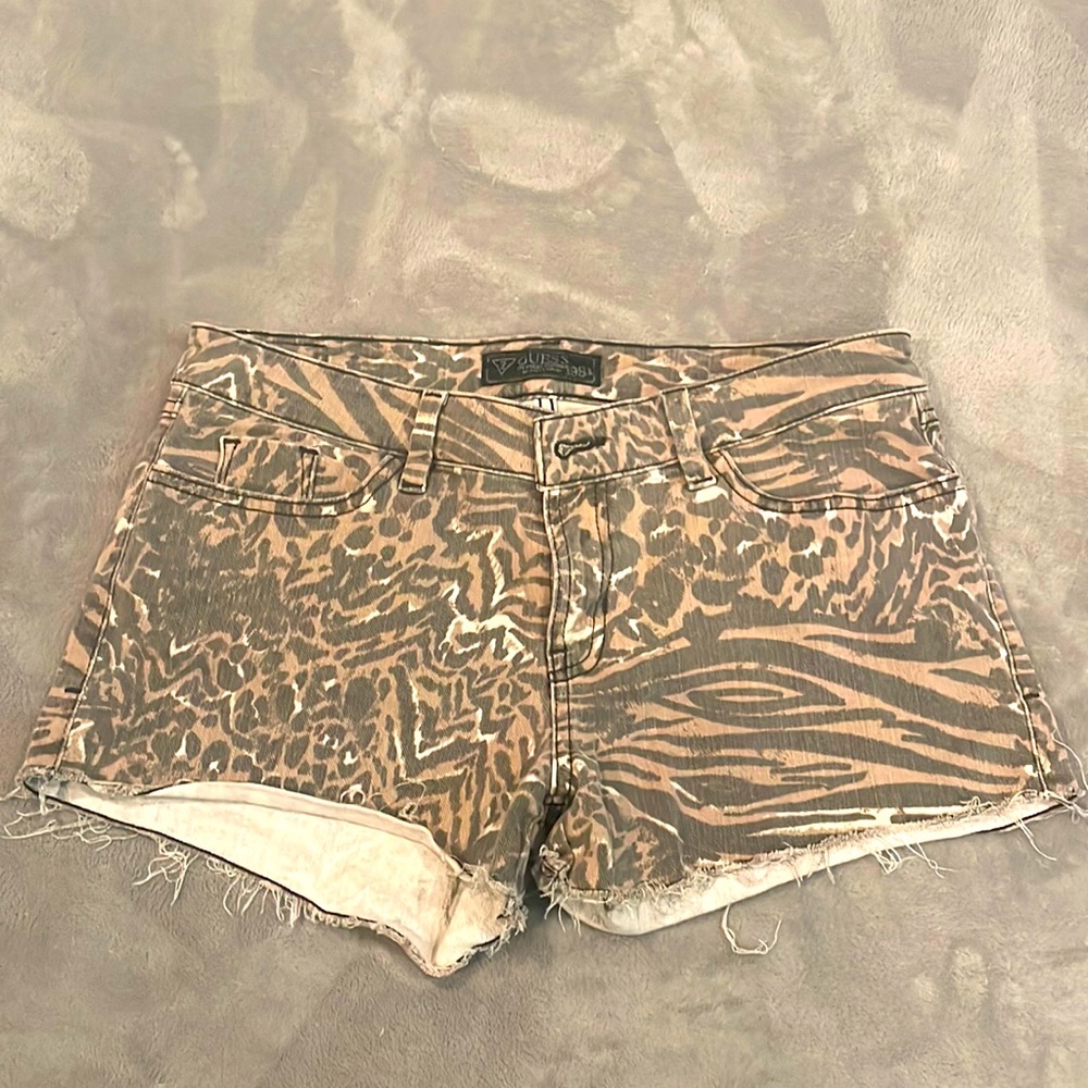 GUESS shorts. Like new.